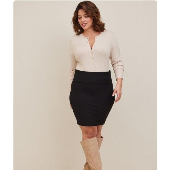 torrid Dresses & Skirts - New Torrid Black Foldover Pencil Skirt Plus Size 2X Business Casual Stretch NWT